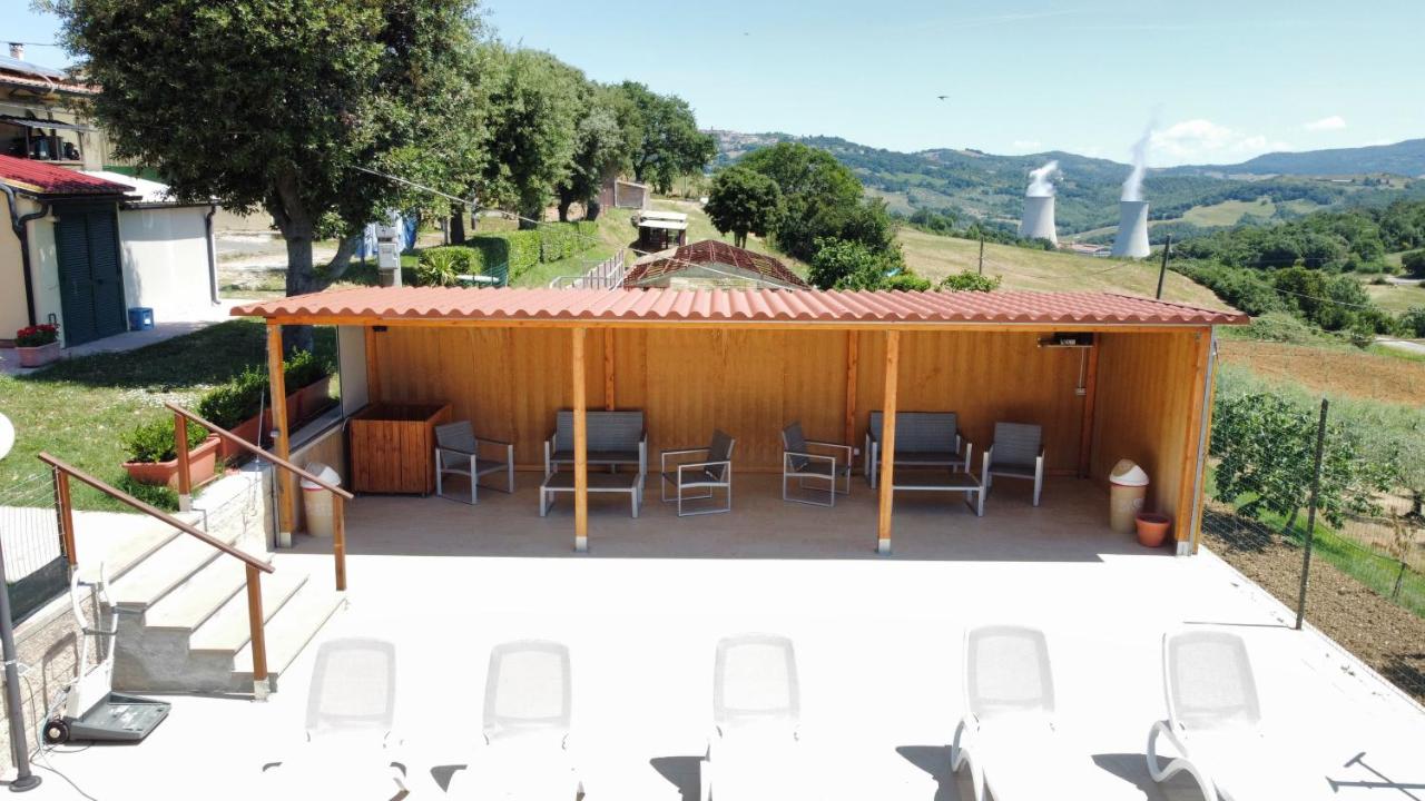 Agriturismo Da Pietro - Il casale in pietra di Podere Vigna Dante con veranda e terrazza giardino